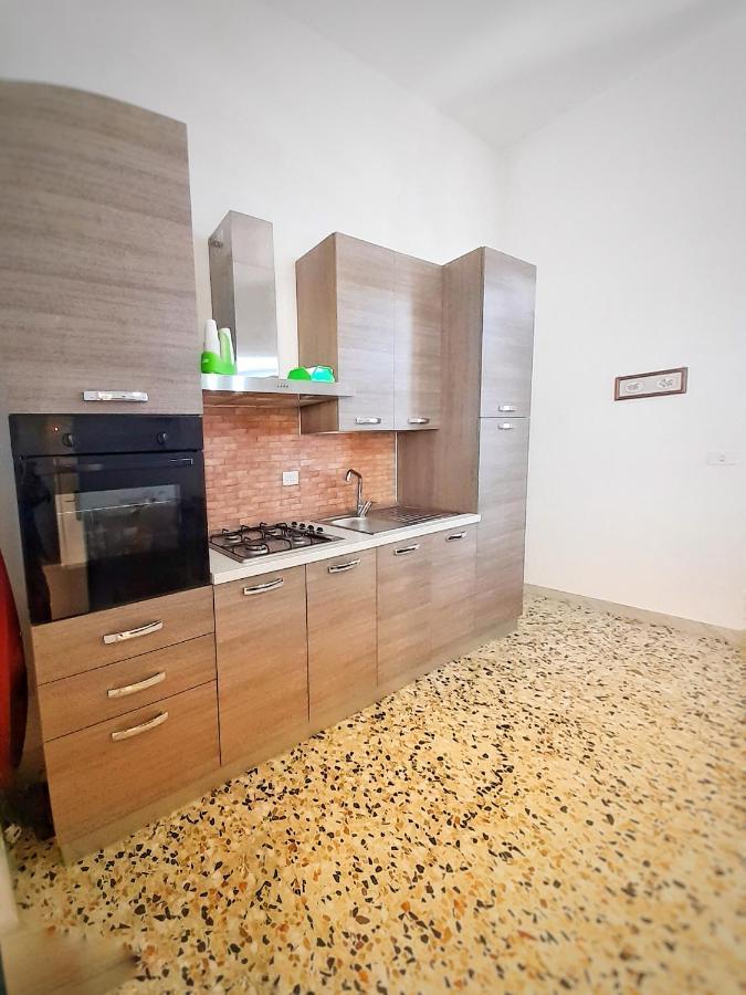 La Casa Del Borgo Villa เลชเช ภายนอก รูปภาพ